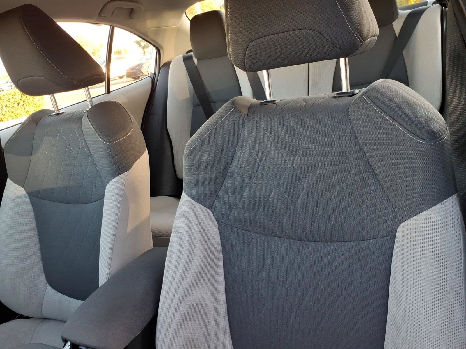 Used 2021 Toyota Corolla LE w/ Carpet Mat Package (TMS) FWD image 14