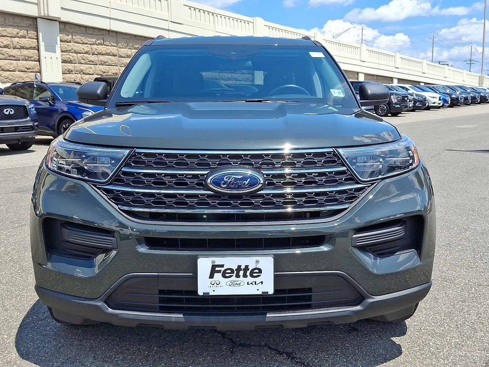 Certified 2022 Ford Explorer XLT image 7