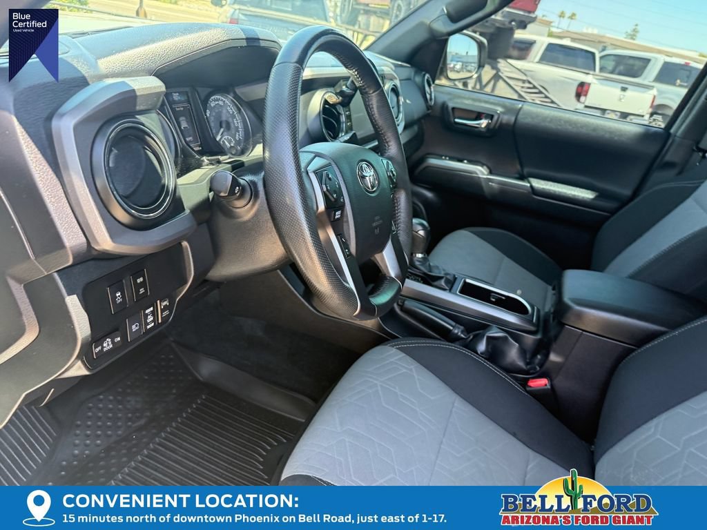Used 2022 Toyota Tacoma TRD Off-Road w/ Black Out Package (TMS) AWD/4WD image 19