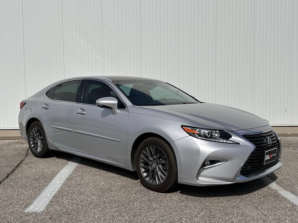 Used 2018 Lexus ES 350 w/ Navigation System Package FWD image 9