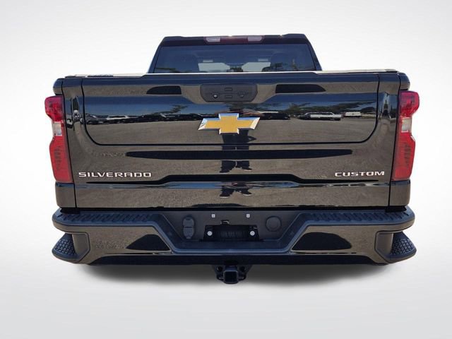 Used 2022 Chevrolet Silverado 1500 Custom image 4