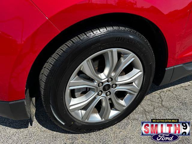 Certified 2024 Ford Edge Titanium AWD/4WD image 12