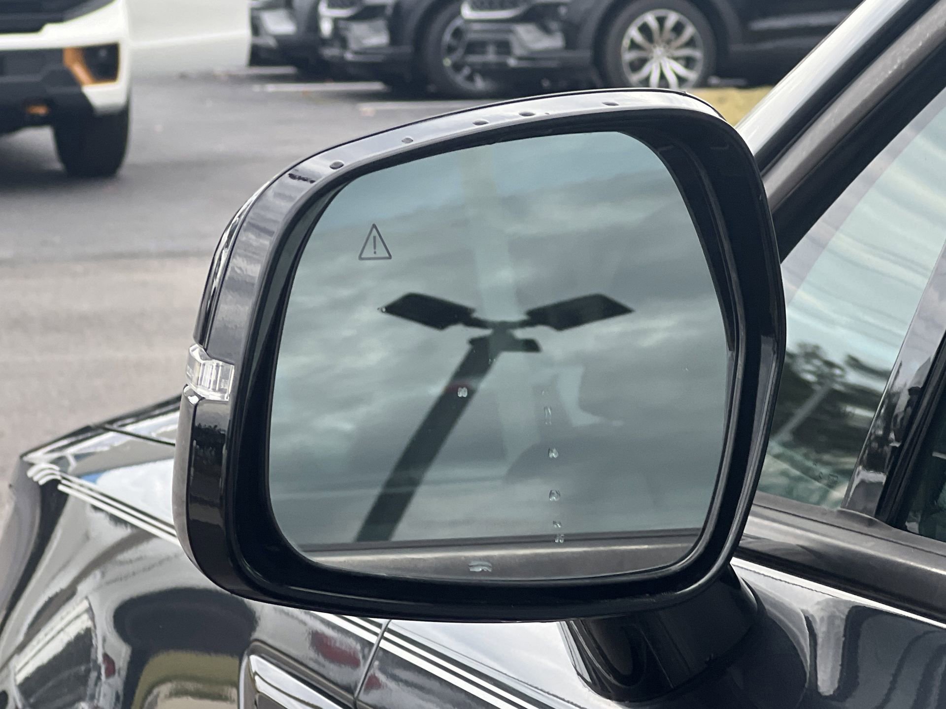 Used 2022 Kia Sorento S w/ Panoramic Sunroof Package image 31