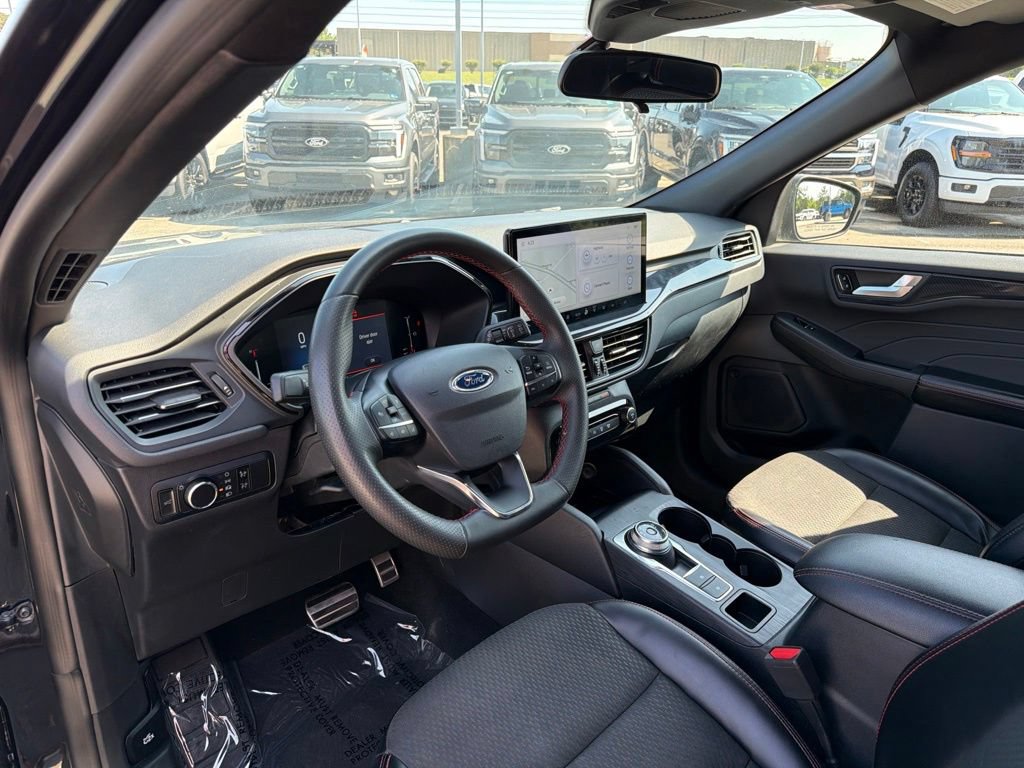Certified 2023 Ford Escape ST-Line w/ Tech Pack #1 FWD image 12