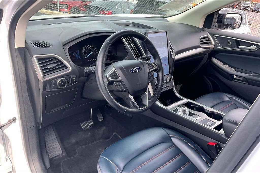 Certified 2023 Ford Edge SEL w/ Sport Appearance Package AWD/4WD image 13