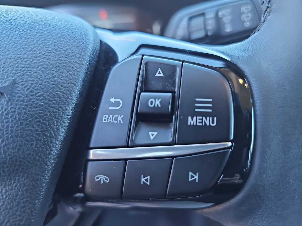 Certified 2023 Ford Escape Active AWD/4WD image 18