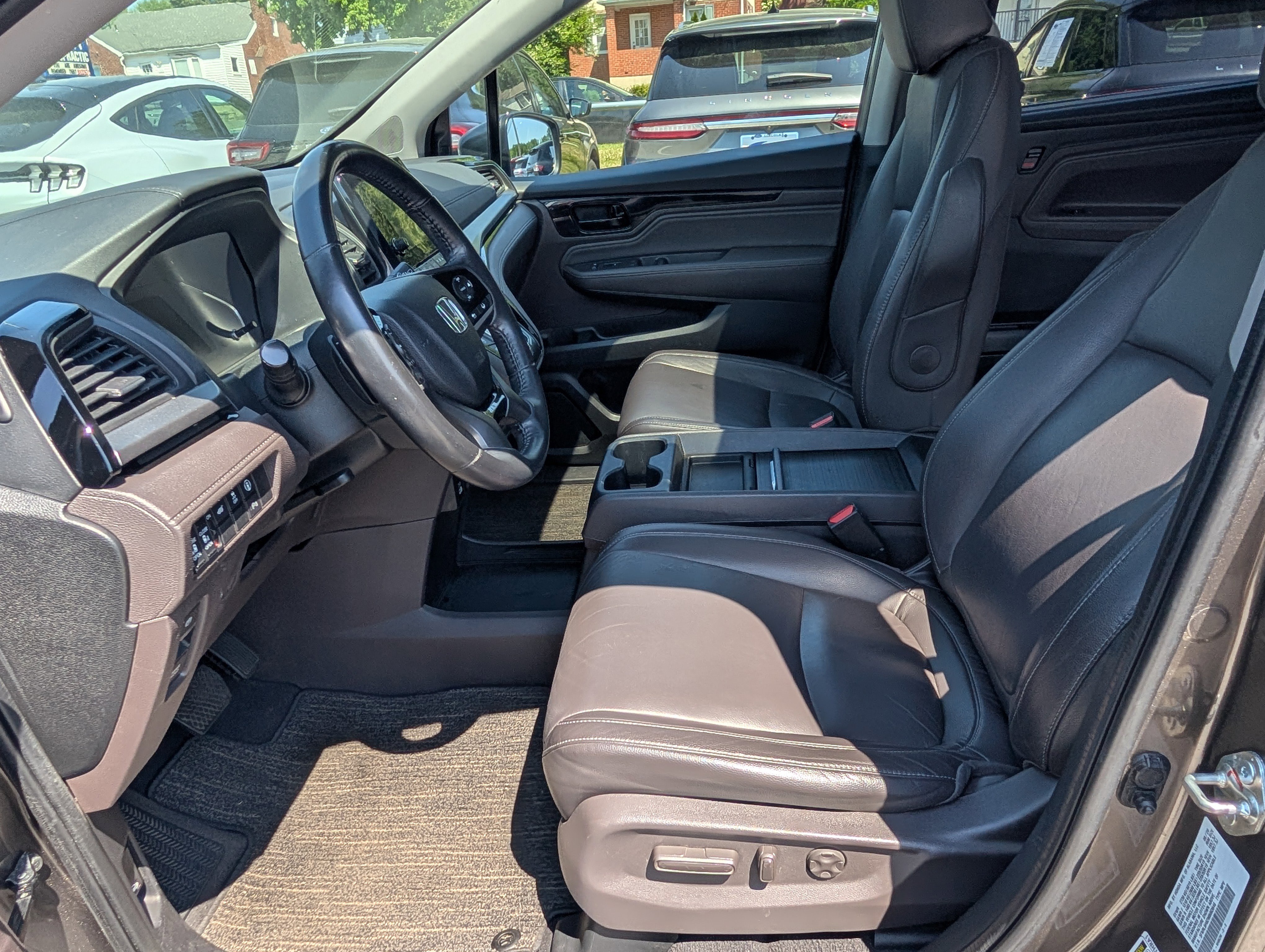 Used 2021 Honda Odyssey Touring image 21