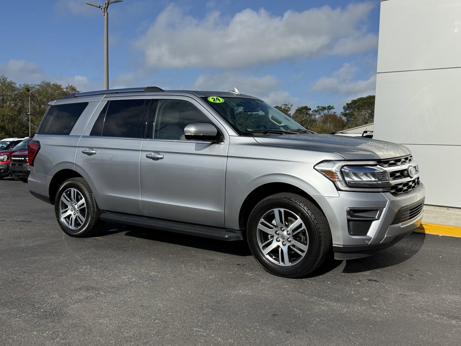 Certified 2024 Ford Expedition Limited image 2