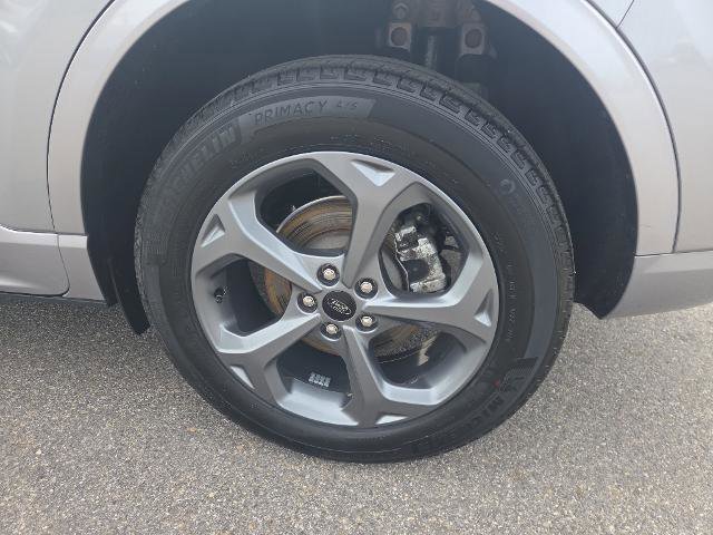 Certified 2024 Ford Escape ST-Line AWD/4WD image 9
