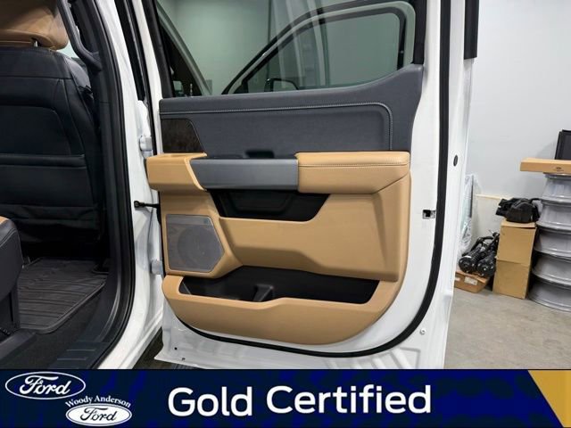 Certified 2024 Ford F250 Lariat w/ Lariat Ultimate Package image 27