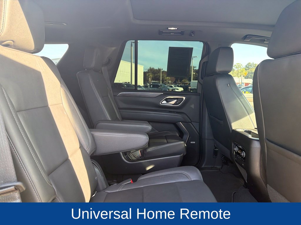 Used 2022 Chevrolet Tahoe Z71 w/ Luxury Package AWD/4WD image 32