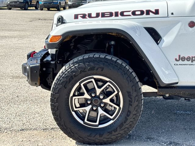 Used 2024 Jeep Gladiator Rubicon AWD/4WD image 10