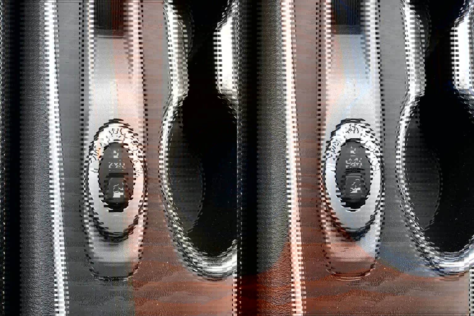 Used 2019 Nissan Pathfinder Platinum image 35