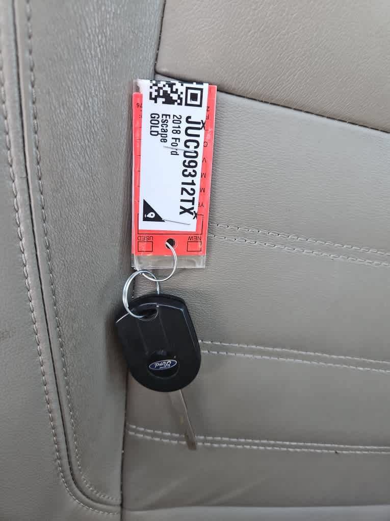 Certified 2018 Ford Escape SEL w/ Ford Safe & Smart Package FWD image 20