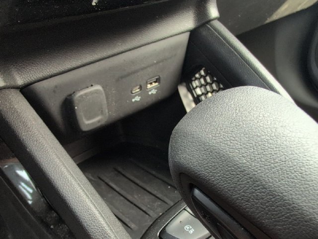 Used 2025 Chevrolet TrailBlazer LT w/ Driver Confidence Package FWD image 30