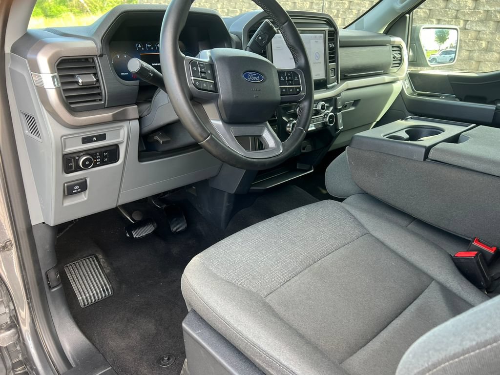 Certified 2025 Ford F150 XLT w/ Equipment Group 301A Standard AWD/4WD image 17