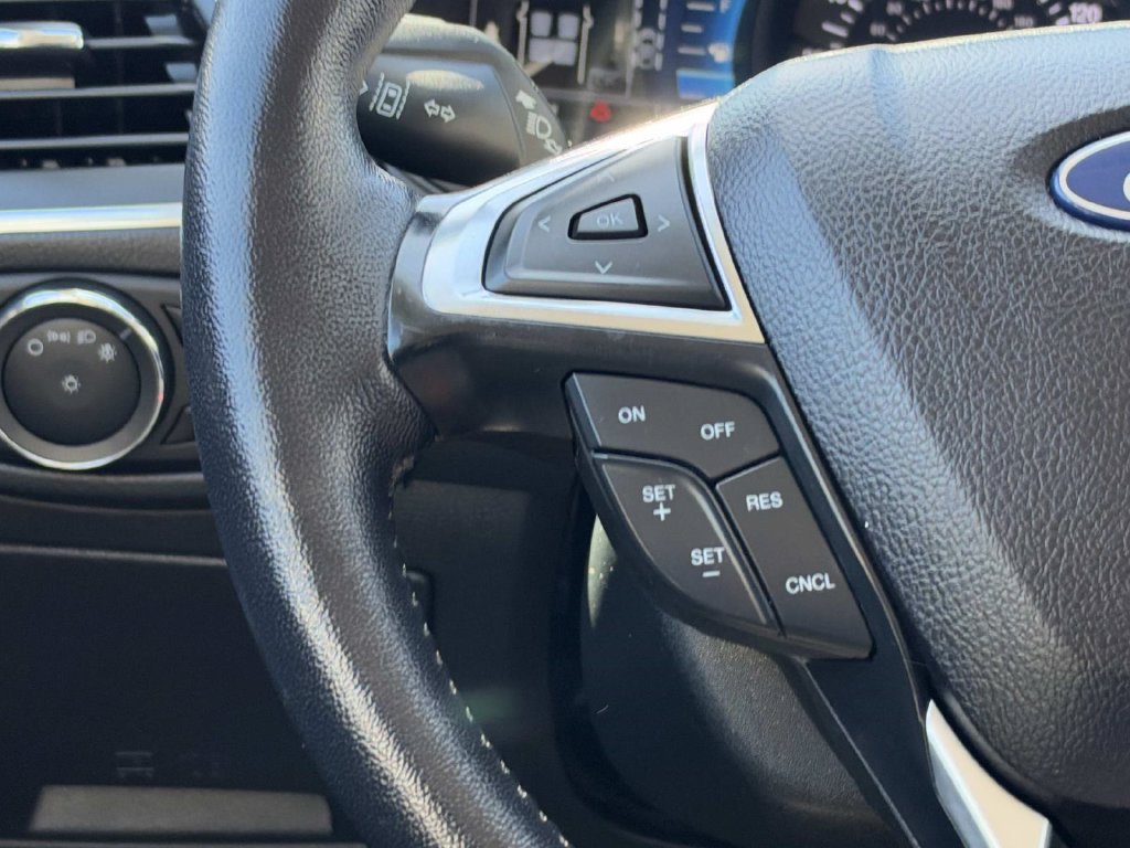Certified 2023 Ford Edge Titanium AWD/4WD image 13