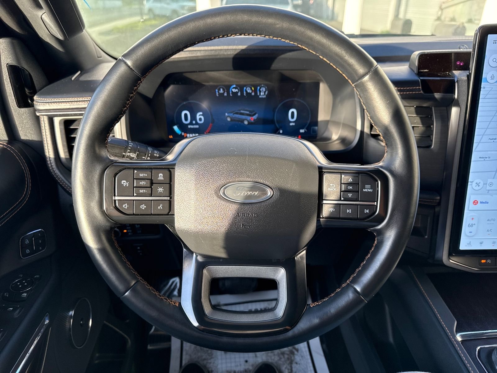 Certified 2023 Ford Expedition Platinum image 14