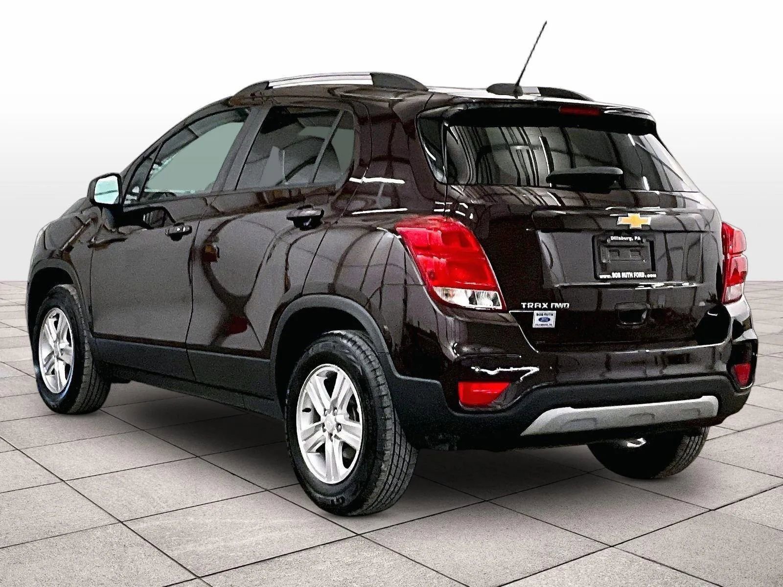 Used 2022 Chevrolet Trax LT w/ Driver Confidence Package AWD/4WD image 10