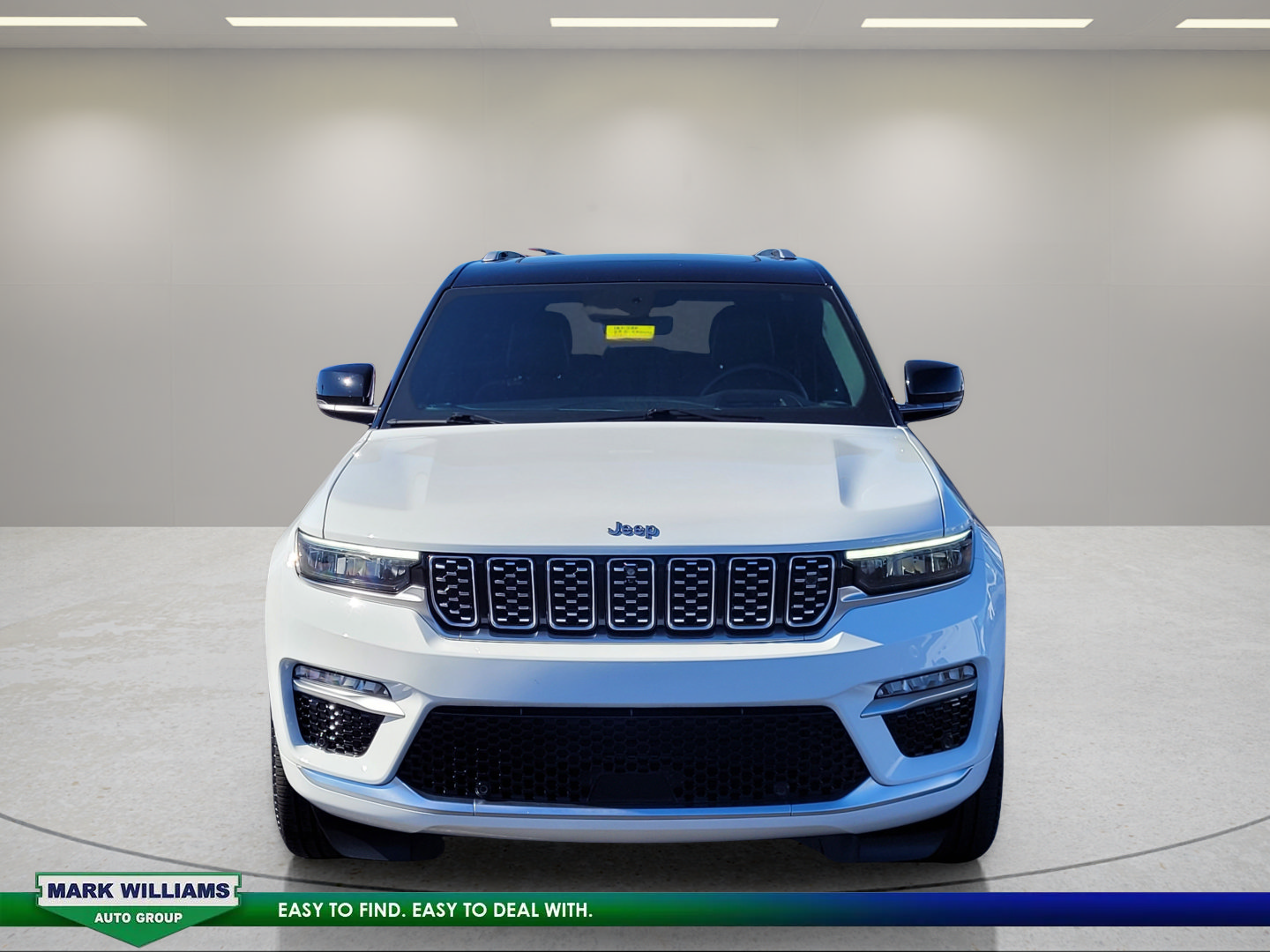 Used 2023 Jeep Grand Cherokee Summit w/ Adv Protech Group IV AWD/4WD image 9