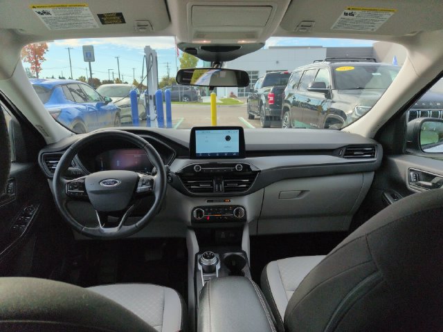 Certified 2024 Ford Escape Active AWD/4WD image 24
