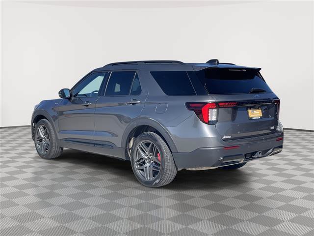 Certified 2025 Ford Explorer ST-Line w/ ST-Line Street Pack AWD/4WD image 9