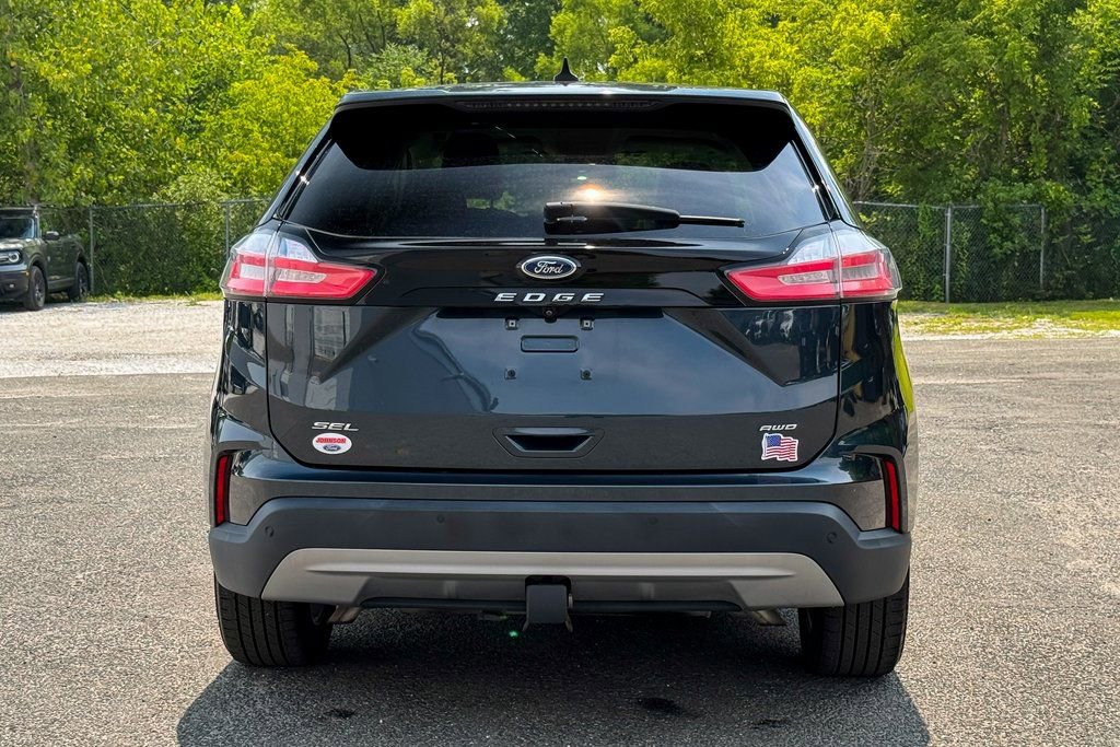 Certified 2022 Ford Edge SEL w/ Convenience Package AWD/4WD image 4