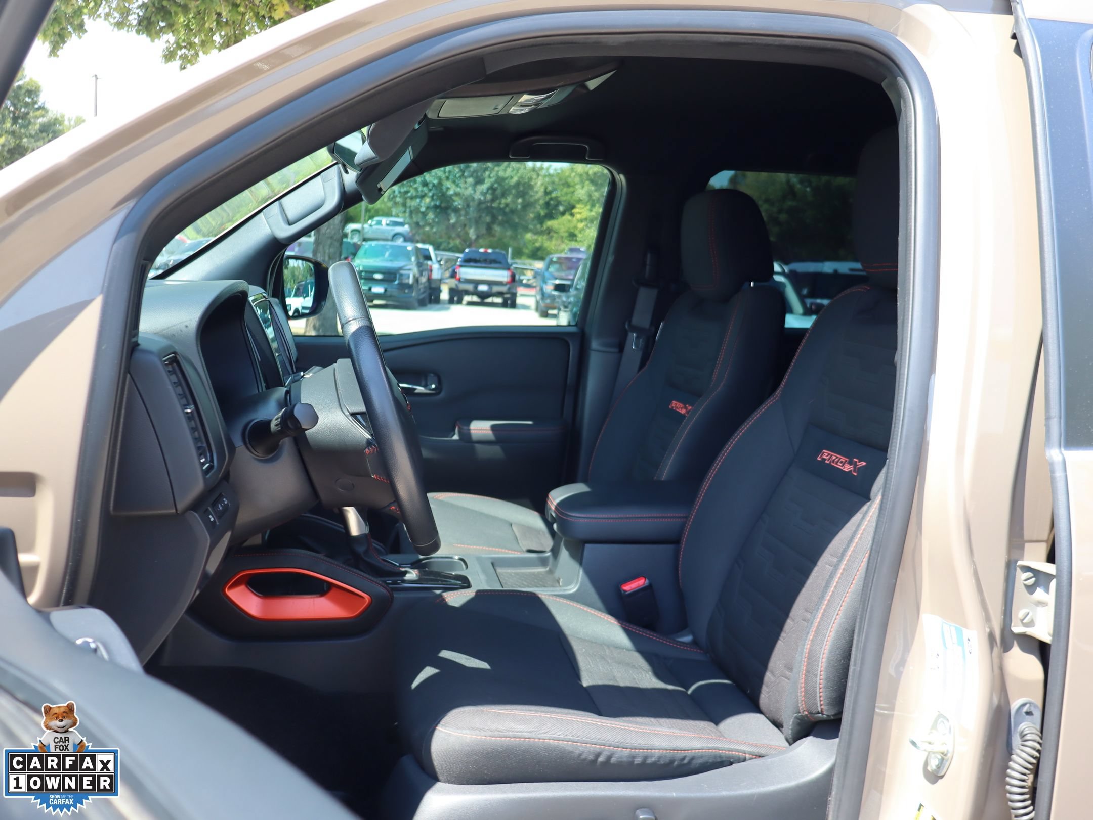 Used 2022 Nissan Frontier Pro-X RWD image 12