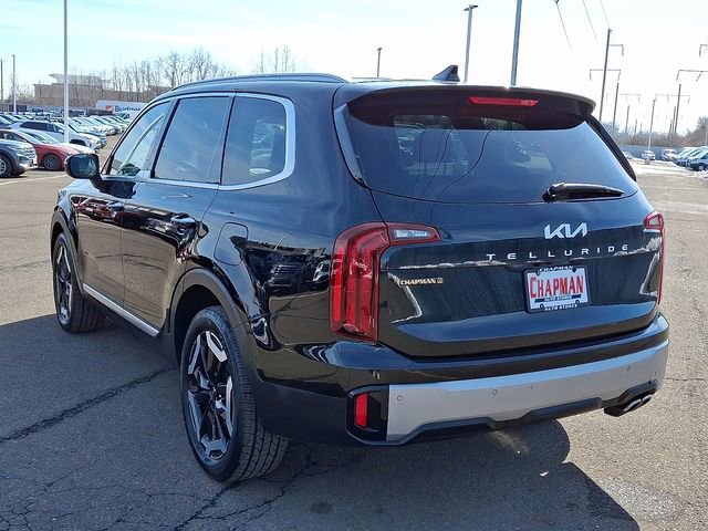 Used 2023 Kia Telluride S w/ S Sunroof Package image 2