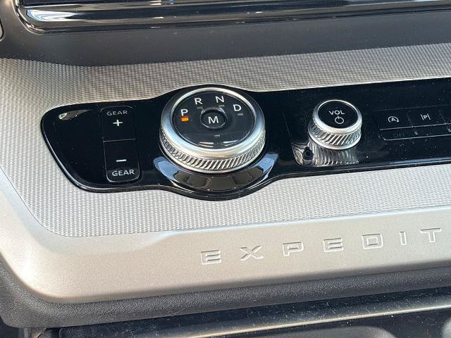 Certified 2025 Ford Expedition Max Active RWD image 30