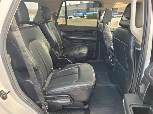 Certified 2019 Ford Expedition Platinum RWD image 17