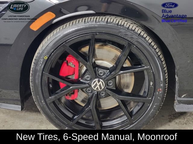 Used 2024 Volkswagen GTI SE FWD image 10