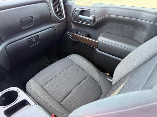 Used 2022 GMC Sierra 1500 SLE image 16