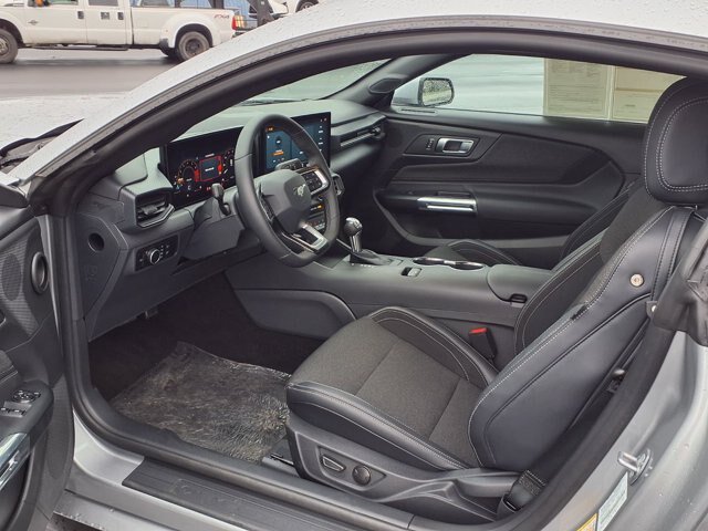 Certified 2025 Ford Mustang Coupe RWD image 23
