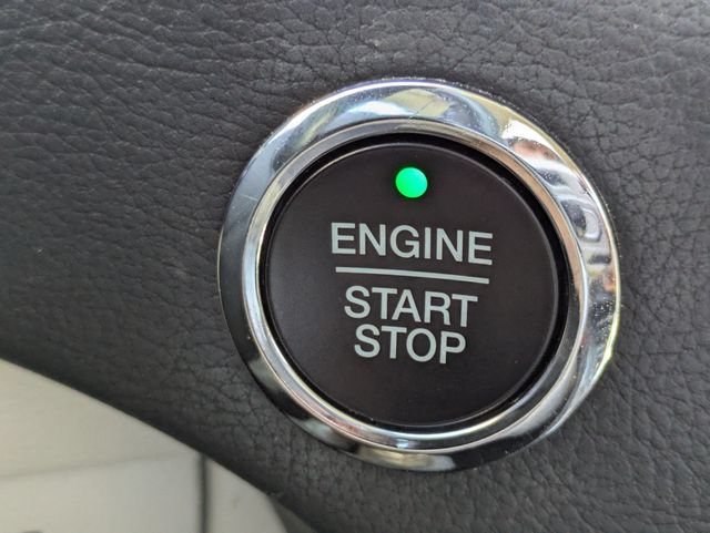 Certified 2022 Ford Edge Titanium AWD/4WD image 26