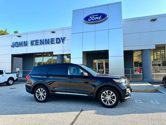 Certified 2022 Ford Explorer XLT w/ Equipment Group 202A AWD/4WD image 26