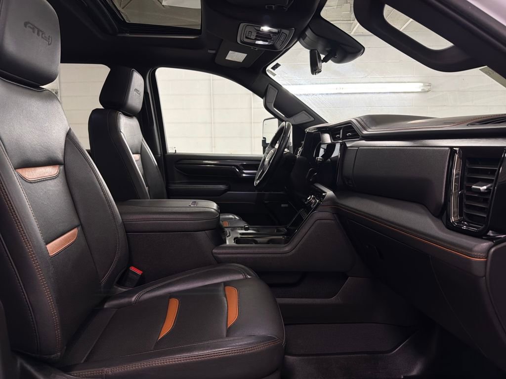 Used 2024 GMC Sierra 2500 AT4 w/ AT4 Premium Plus Package image 28