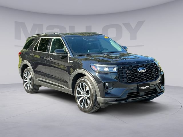 Certified 2025 Ford Explorer ST-Line AWD/4WD image 7
