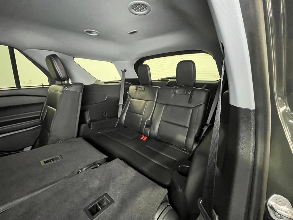 Certified 2022 Ford Explorer XLT w/ Equipment Group 202A AWD/4WD image 20