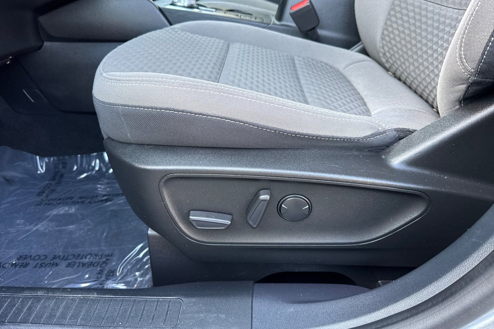 Certified 2022 Ford Escape SE w/ SE Sport Appearance Package AWD/4WD image 13