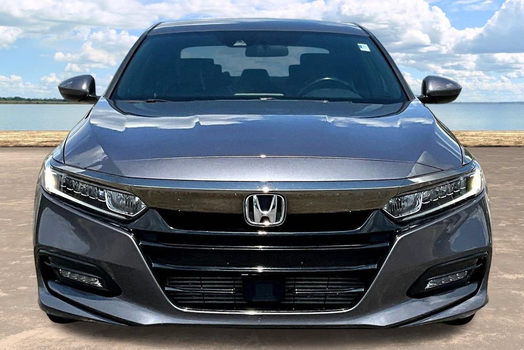 Used 2019 Honda Accord Sport image 2