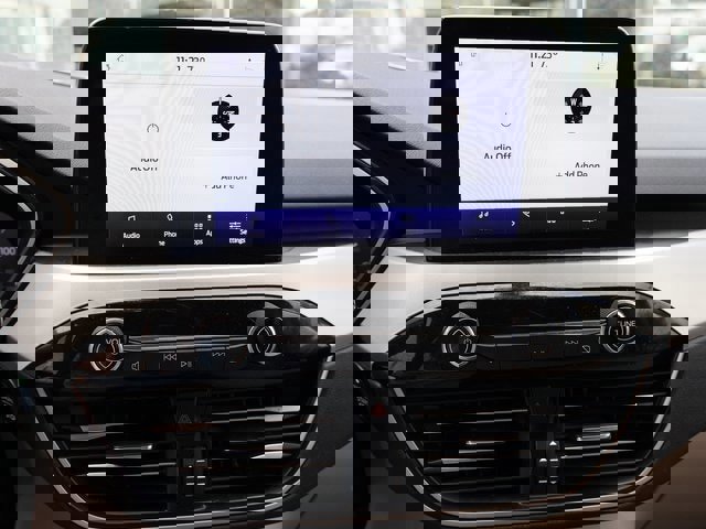 Certified 2020 Ford Escape SE image 26