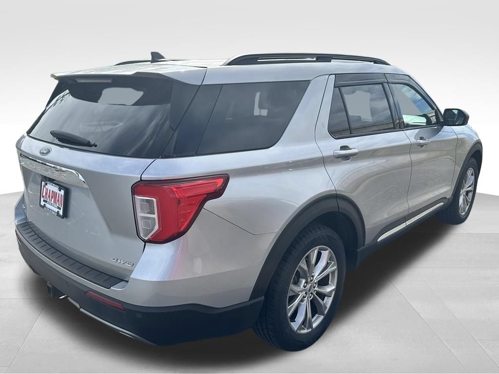 Certified 2021 Ford Explorer XLT w/ Equipment Group 202A AWD/4WD image 6