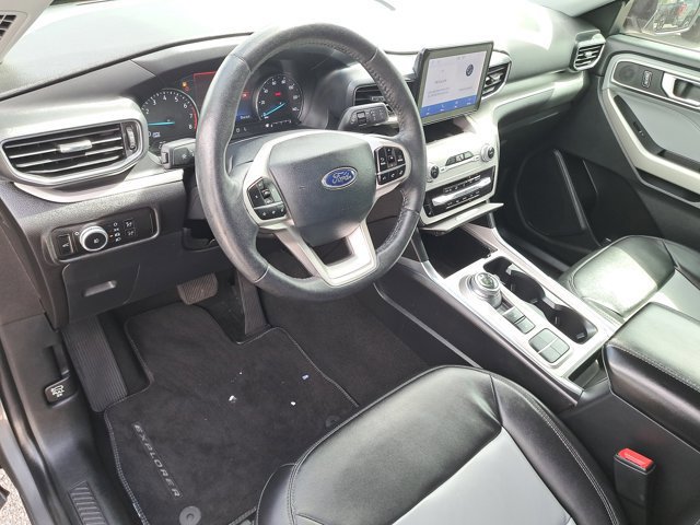 Certified 2023 Ford Explorer XLT w/ Equipment Group 202A image 19