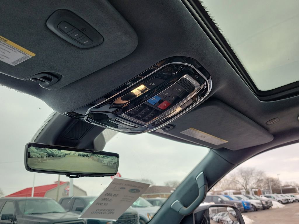 Used 2023 Jeep Grand Wagoneer Series III image 30