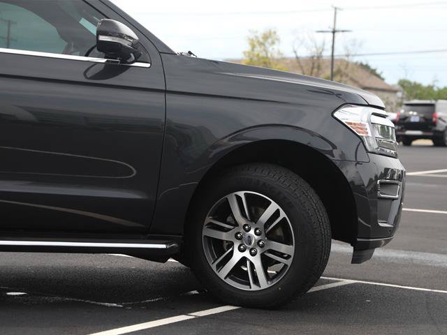 Certified 2022 Ford Expedition Max Limited AWD/4WD image 5