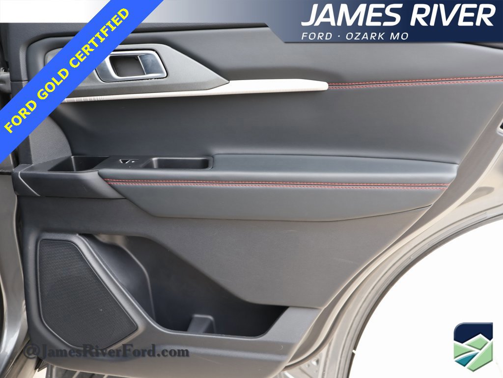 Certified 2025 Ford Explorer ST-Line w/ ST-Line Street Pack image 11