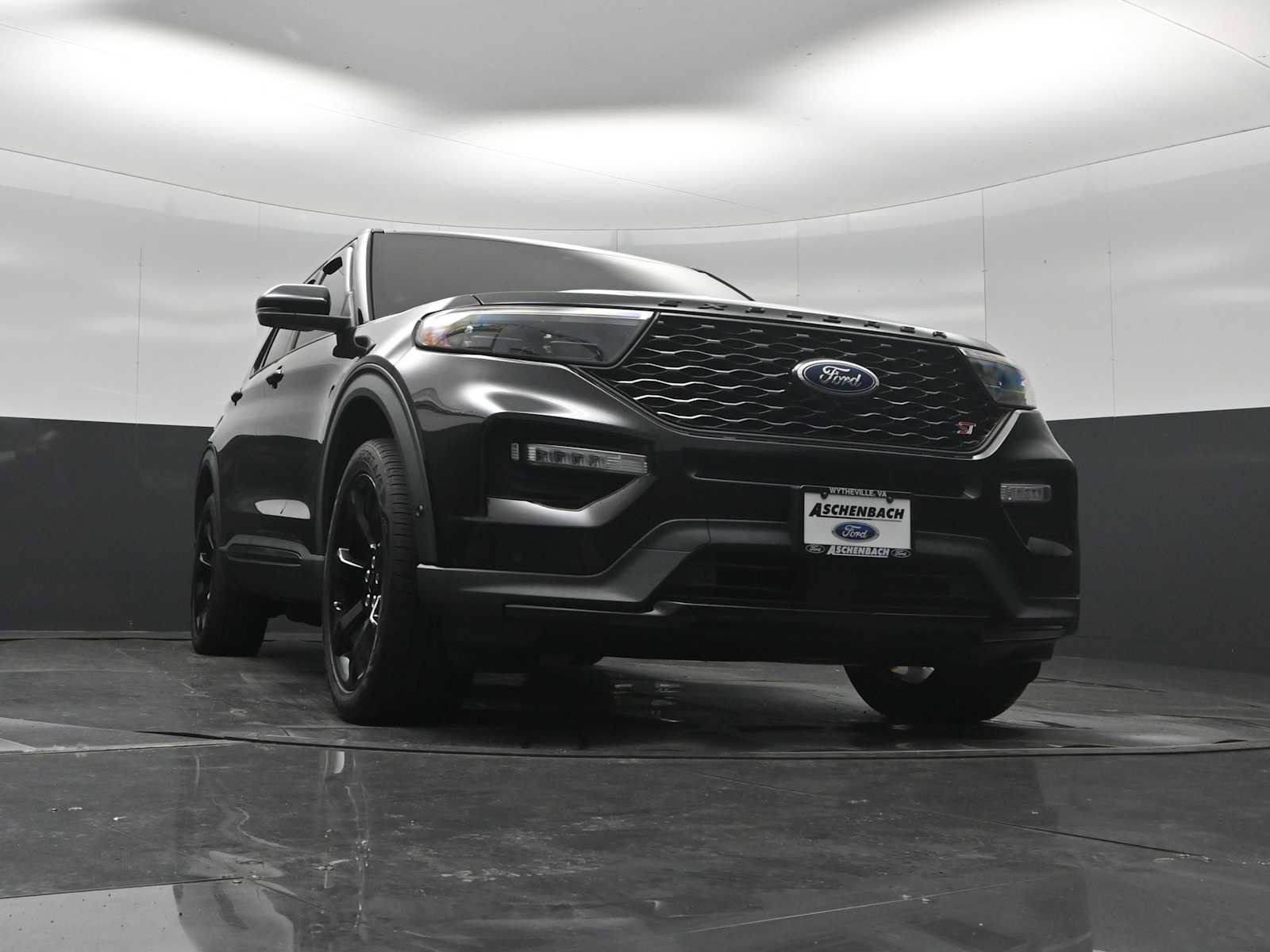 Certified 2021 Ford Explorer ST w/ Equipment Group 401A AWD/4WD image 25