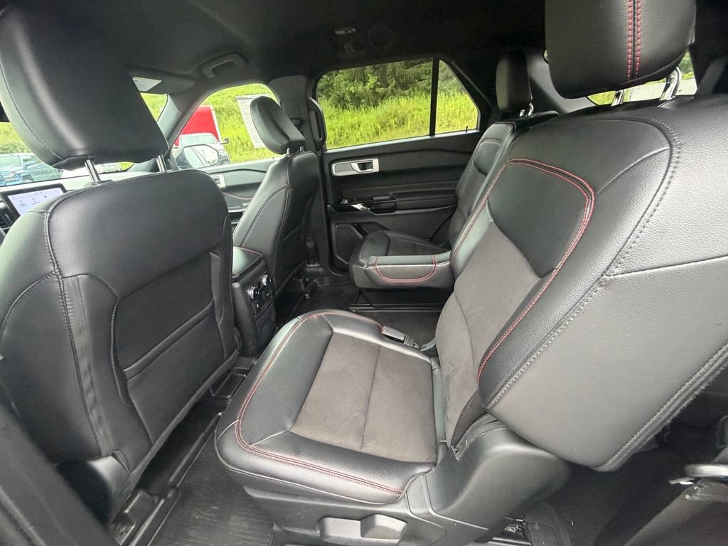 Certified 2023 Ford Explorer ST-Line AWD/4WD image 57