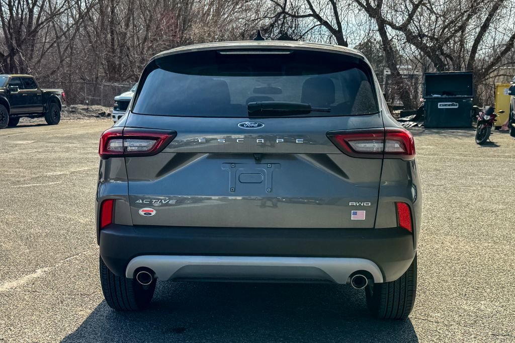 Certified 2023 Ford Escape Active AWD/4WD image 4